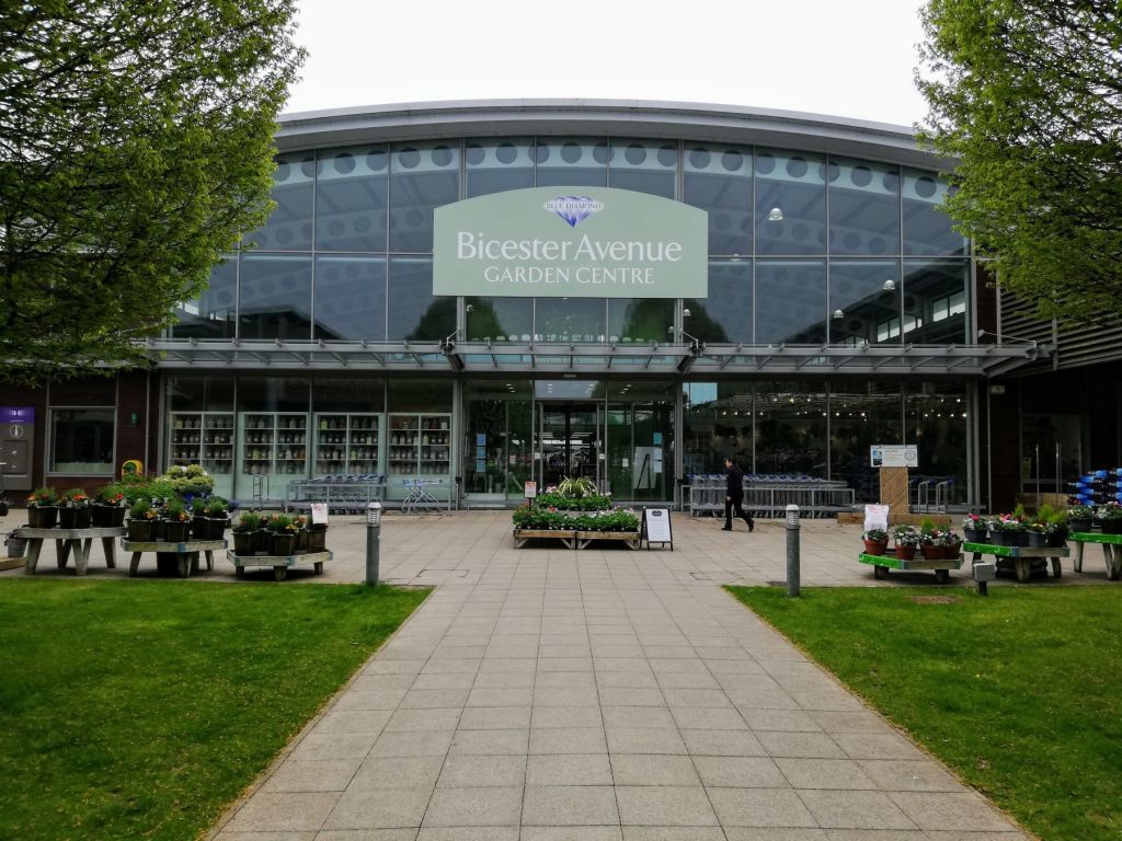 The blue diamond deals garden centre